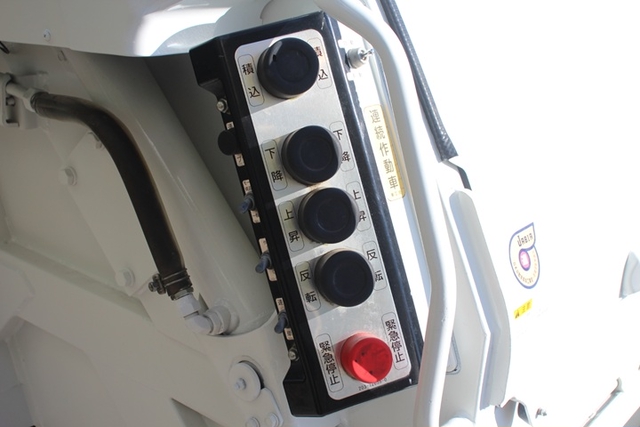 いすゞ エルフ 小型 塵芥車（プレス式） 2RG-NMR88N(98722) 25枚目