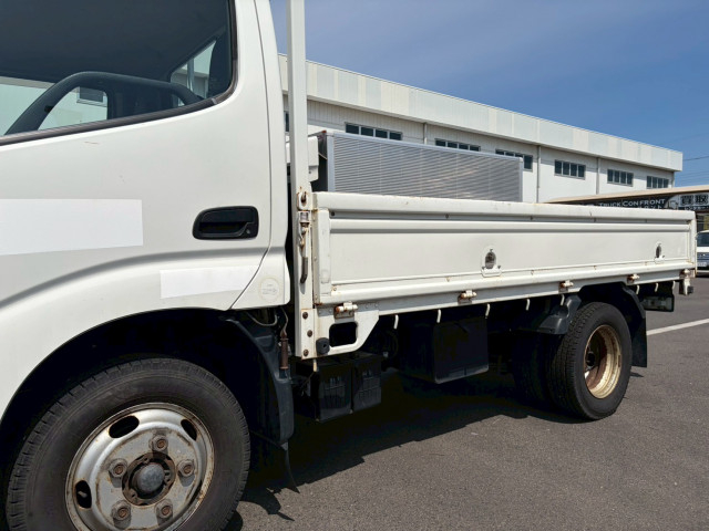 日野 デュトロ 小型 平ボディ SKG-XZC605M(109625) 15枚目