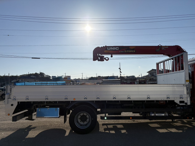 三菱ふそう ファイター 増トン 平ボディ（クレーン付） 2KG-FK62FZ(98786) 6枚目