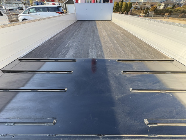 三菱ふそう ファイター 増トン 平ボディ（クレーン付） 2KG-FK62FZ(98786) 12枚目