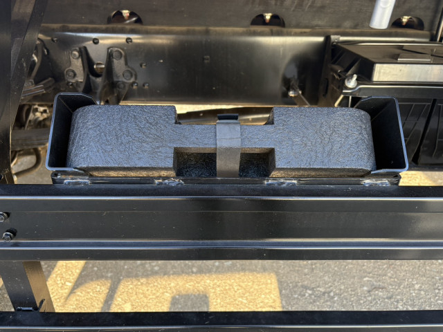 三菱ふそう ファイター 増トン 平ボディ（クレーン付） 2KG-FK62FZ(98786) 30枚目