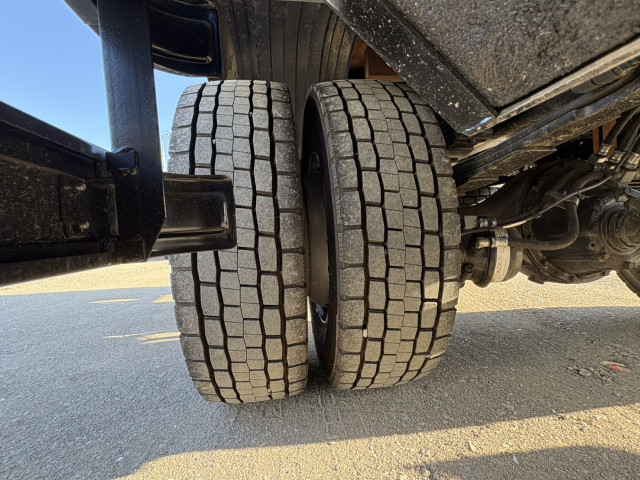 三菱ふそう ファイター 増トン 平ボディ（クレーン付） 2KG-FK62FZ(98786) 46枚目