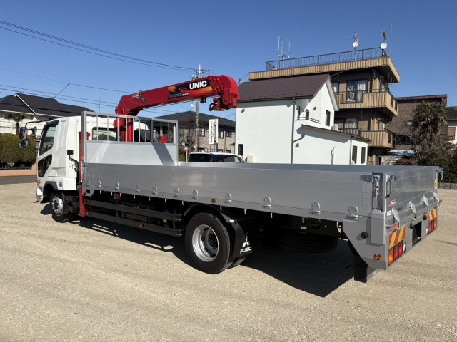 三菱ふそう ファイター 増トン 平ボディ（クレーン付） 2KG-FK62FZ(98789) 4枚目