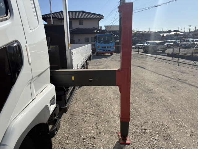 三菱ふそう ファイター 増トン 平ボディ（クレーン付） 2KG-FK62FZ(98789) 17枚目