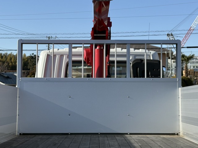 三菱ふそう ファイター 増トン 平ボディ（クレーン付） 2KG-FK62FZ(98790) 13枚目