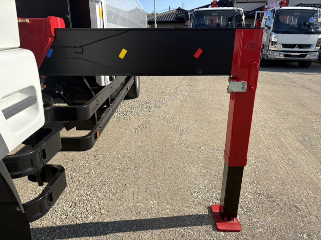 三菱ふそう ファイター 増トン 平ボディ（クレーン付） 2KG-FK62FZ(98790) 17枚目