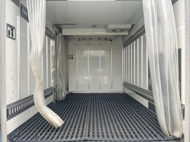 トヨタ ダイナ 小型 冷蔵冷凍バン 2DG-GDY231(98791) 9枚目