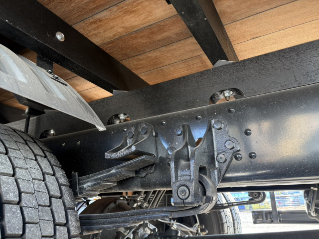 三菱ふそう ファイター 増トン 平ボディ（クレーン付） 2KG-FK62FZ(98790) 25枚目