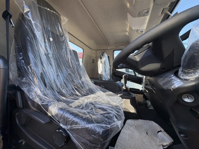 三菱ふそう ファイター 増トン 平ボディ（クレーン付） 2KG-FK62FZ(98790) 28枚目