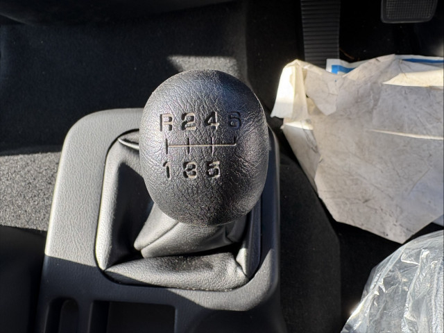 三菱ふそう ファイター 増トン 平ボディ（クレーン付） 2KG-FK62FZ(98790) 31枚目