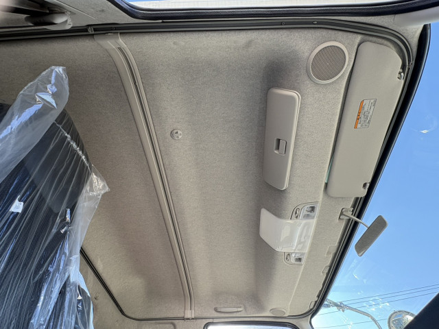 三菱ふそう ファイター 増トン 平ボディ（クレーン付） 2KG-FK62FZ(98790) 32枚目