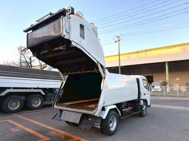 三菱ふそう キャンター 小型 塵芥車（プレス式） 2PG-FEB90(98795) 7枚目