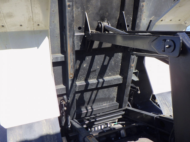 いすゞ フォワード 中型 土砂ダンプ 2RG-FRR90S1(98794) 32枚目