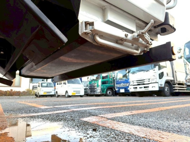 三菱ふそう キャンター 小型 塵芥車（プレス式） 2PG-FEB90(98795) 18枚目