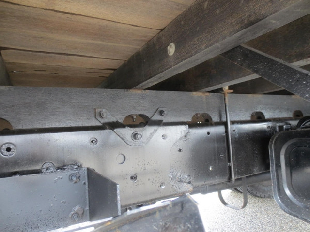 日野 レンジャー 中型 平ボディ（クレーン付） 2KG-FC2ABA(98796) 13枚目