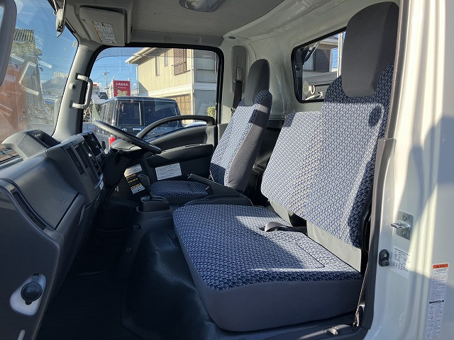 いすゞ エルフ 小型 キャリアカー 2RG-NPR88AN(98797) 47枚目