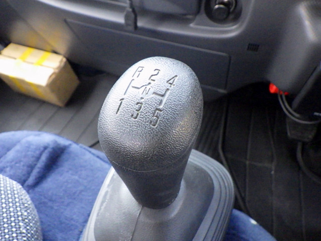 いすゞ エルフ 小型 平ボディ 2RG-NHS88A(98800) 13枚目