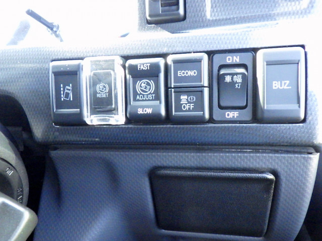 いすゞ エルフ 小型 平ボディ 2RG-NHS88A(98800) 18枚目