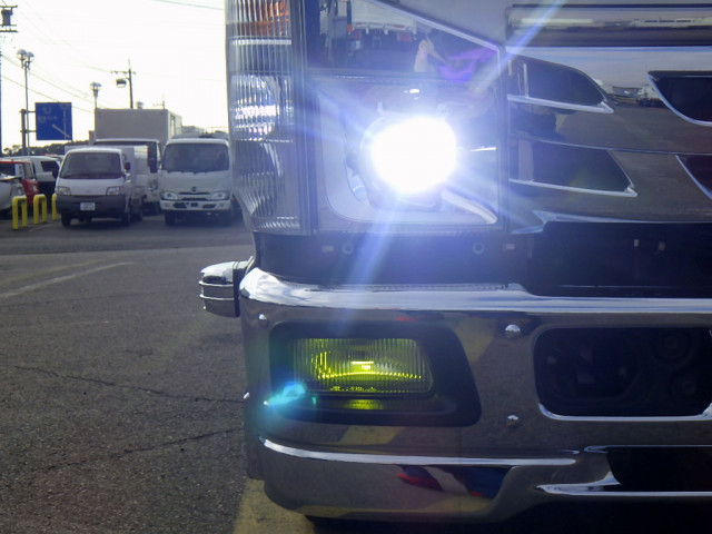 いすゞ エルフ 小型 平ボディ 2RG-NHS88A(98800) 26枚目