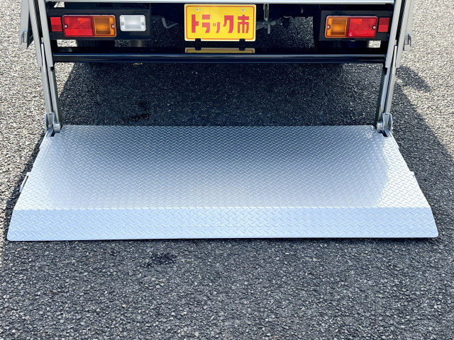 トヨタ タウンエース 小型 平ボディ 5BF-S403U(98801) 10枚目