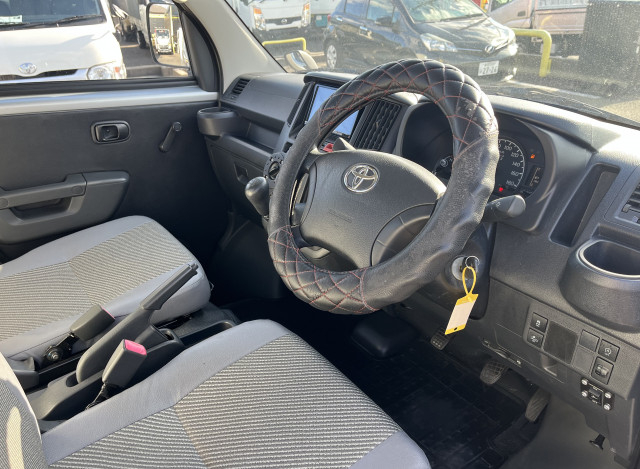 トヨタ タウンエース 小型 平ボディ 5BF-S403U(98801) 17枚目