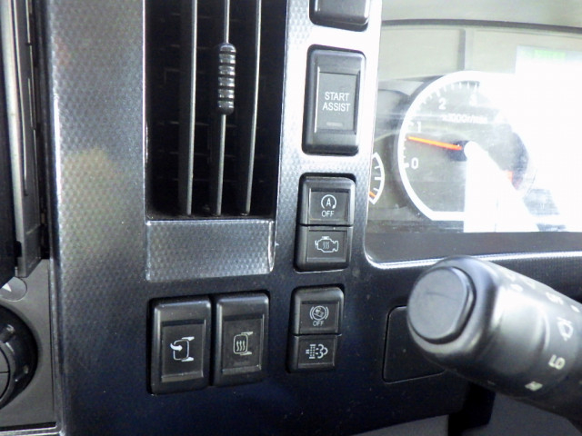 いすゞ エルフ 小型 キャリアカー 2RG-NPR88YN(98802) 19枚目