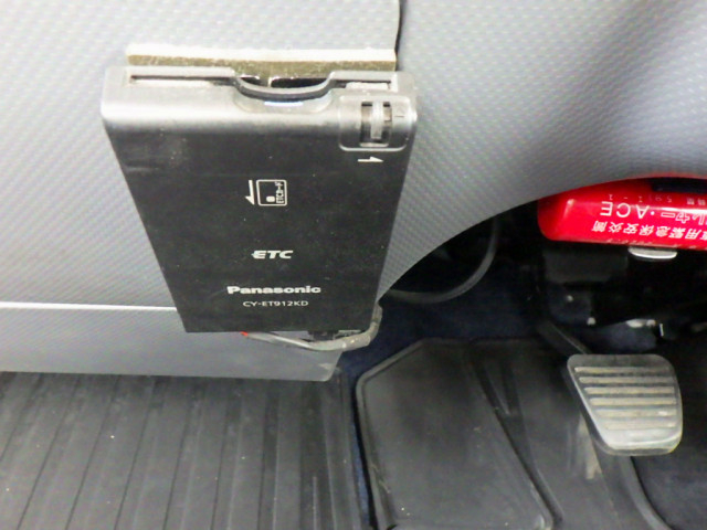 いすゞ エルフ 小型 キャリアカー 2RG-NPR88YN(98802) 22枚目