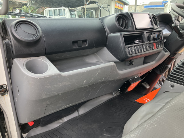 トヨタ ダイナ 小型 平ボディ 2PG-XZC605(98803) 23枚目