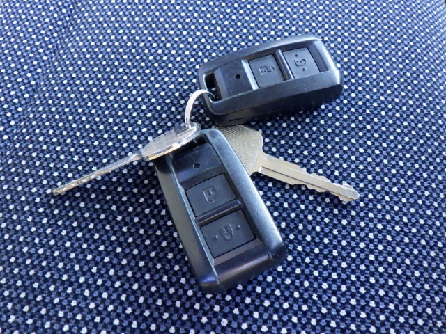 いすゞ エルフ 小型 キャリアカー 2RG-NPR88YN(98802) 50枚目