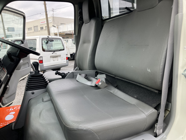 トヨタ ダイナ 小型 平ボディ 2PG-XZC605(98803) 24枚目