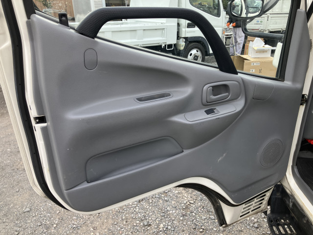 トヨタ ダイナ 小型 平ボディ 2PG-XZC605(98803) 26枚目