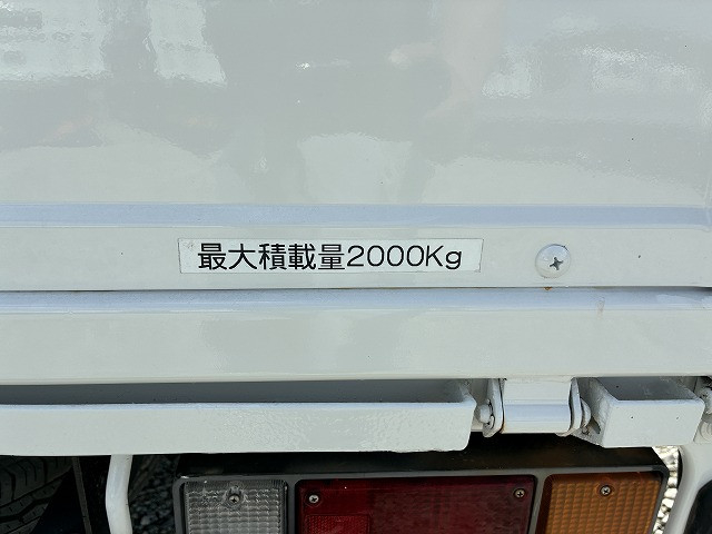 いすゞ エルフ 小型 平ボディ PB-NKR81A(110192) 27枚目