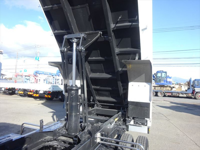 三菱ふそう ファイター 中型 土砂ダンプ 2KG-FK72F(98831) 8枚目