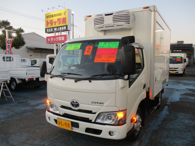 トヨタ ダイナ 小型 冷蔵冷凍バン 2RG-XZC605(98836) 1枚目