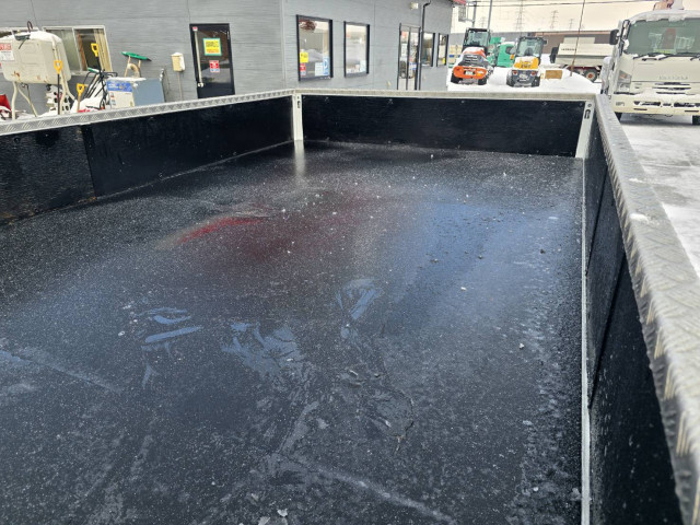 三菱ふそう キャンター 小型 平ボディ（クレーン付） 2PG-FEBS0(98835) 11枚目