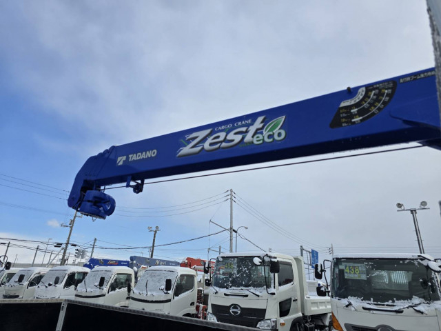 三菱ふそう キャンター 小型 平ボディ（クレーン付） 2PG-FEBS0(98835) 13枚目