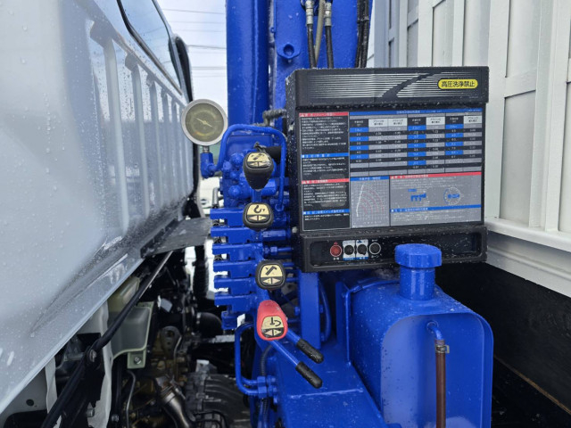 三菱ふそう キャンター 小型 平ボディ（クレーン付） 2PG-FEBS0(98835) 15枚目