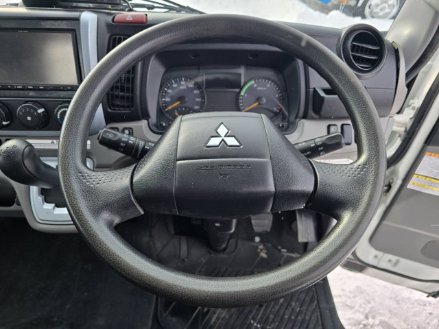 三菱ふそう キャンター 小型 平ボディ（クレーン付） 2PG-FEBS0(98835) 30枚目