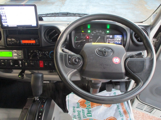 トヨタ ダイナ 小型 冷蔵冷凍バン 2RG-XZC605(98836) 31枚目