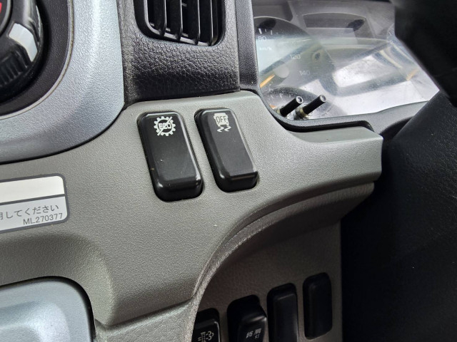 三菱ふそう キャンター 小型 平ボディ（クレーン付） 2PG-FEBS0(98835) 37枚目