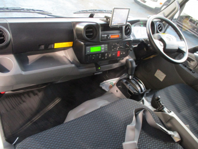 トヨタ ダイナ 小型 冷蔵冷凍バン 2RG-XZC605(98836) 37枚目