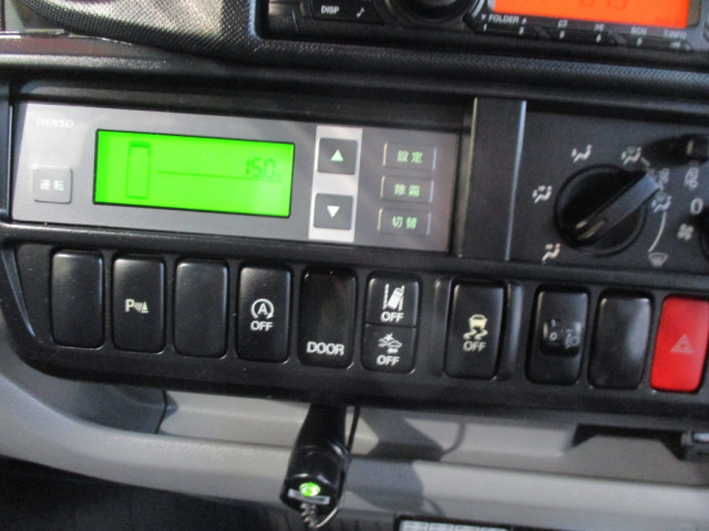 トヨタ ダイナ 小型 冷蔵冷凍バン 2RG-XZC605(98836) 41枚目