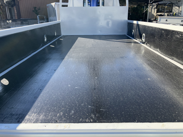 日野 デュトロ 小型 平ボディ（クレーン付） TKG-XZU650M(98837) 4枚目