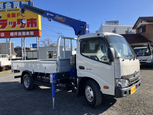 日野 デュトロ 小型 平ボディ（クレーン付） TKG-XZU650M(98837) 13枚目