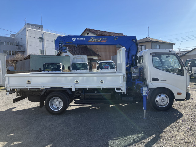 日野 デュトロ 小型 平ボディ（クレーン付） TKG-XZU650M(98837) 14枚目