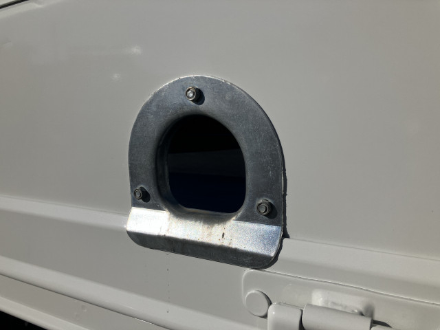 日野 デュトロ 小型 平ボディ（クレーン付） TKG-XZU650M(98837) 19枚目