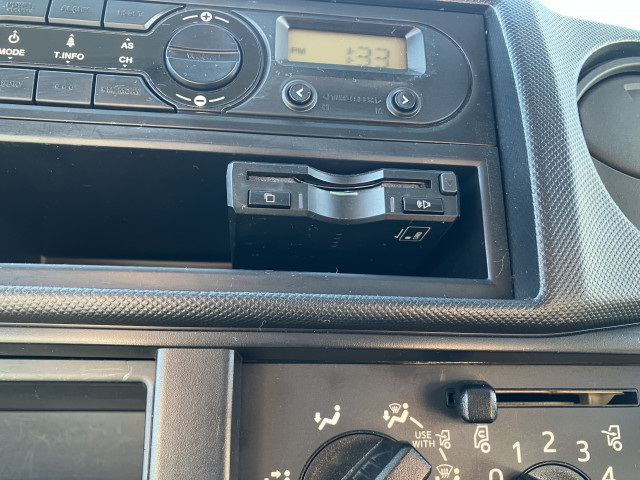 日野 デュトロ 小型 平ボディ（クレーン付） TKG-XZU650M(98837) 33枚目