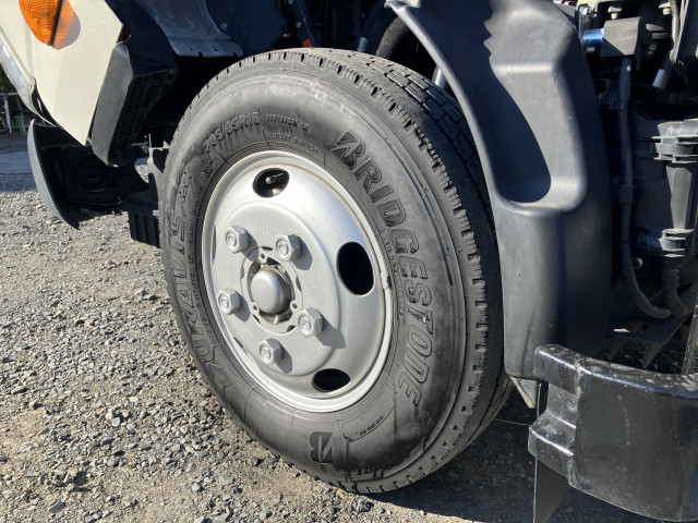 日野 デュトロ 小型 平ボディ（クレーン付） TKG-XZU650M(98837) 44枚目