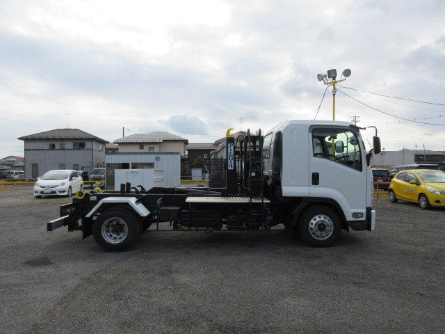 いすゞ フォワード 中型 コンテナ専用車 2RG-FRR90S2(98840) 14枚目