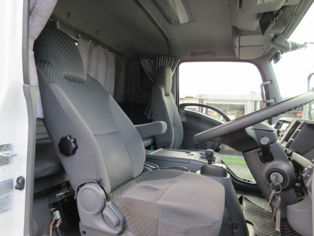 いすゞ フォワード 中型 コンテナ専用車 2RG-FRR90S2(98840) 20枚目